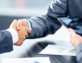 Сейм утвердил закон о поддержке деятельности молодых предприятий