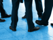 Упрощают получение разрешения на пребывание иностранных лиц для деятельности в молодых предприятиях