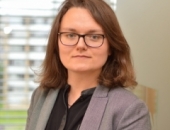 Может ли предприятие покрывать судебные расходы работника?