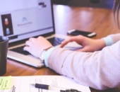 СГД выплатит пособия за простой самозанятым, продолжающим получать небольшие доходы