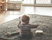 Пособие на присмотр за ребенком и во время продленных каникул