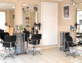 На поддержку по простою в отрасли красоты подать заявку могут как работодатель, так и сам работник