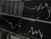 Котируемые на бирже компании обязаны предоставлять отчеты о вознаграждениях