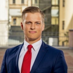 Pamatkapitāla samazināšana,  dzēšot kapitāla daļas vai akcijas