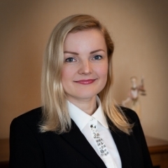 Какие документы оформить владелице предприятия, уходя в декрет?