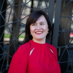 Является ли предприятие концерна внештатным бухгалтером?